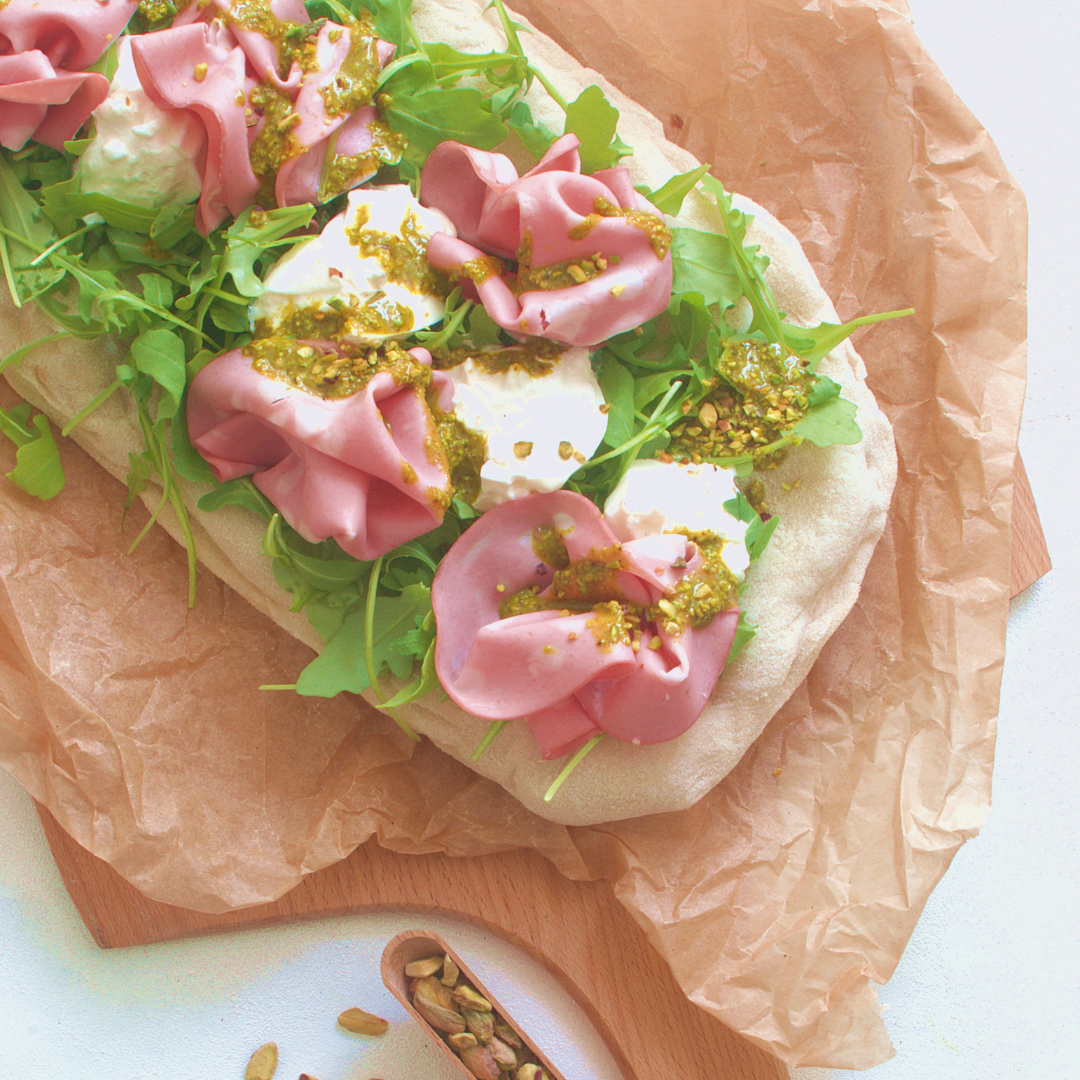 pinsa z pesto