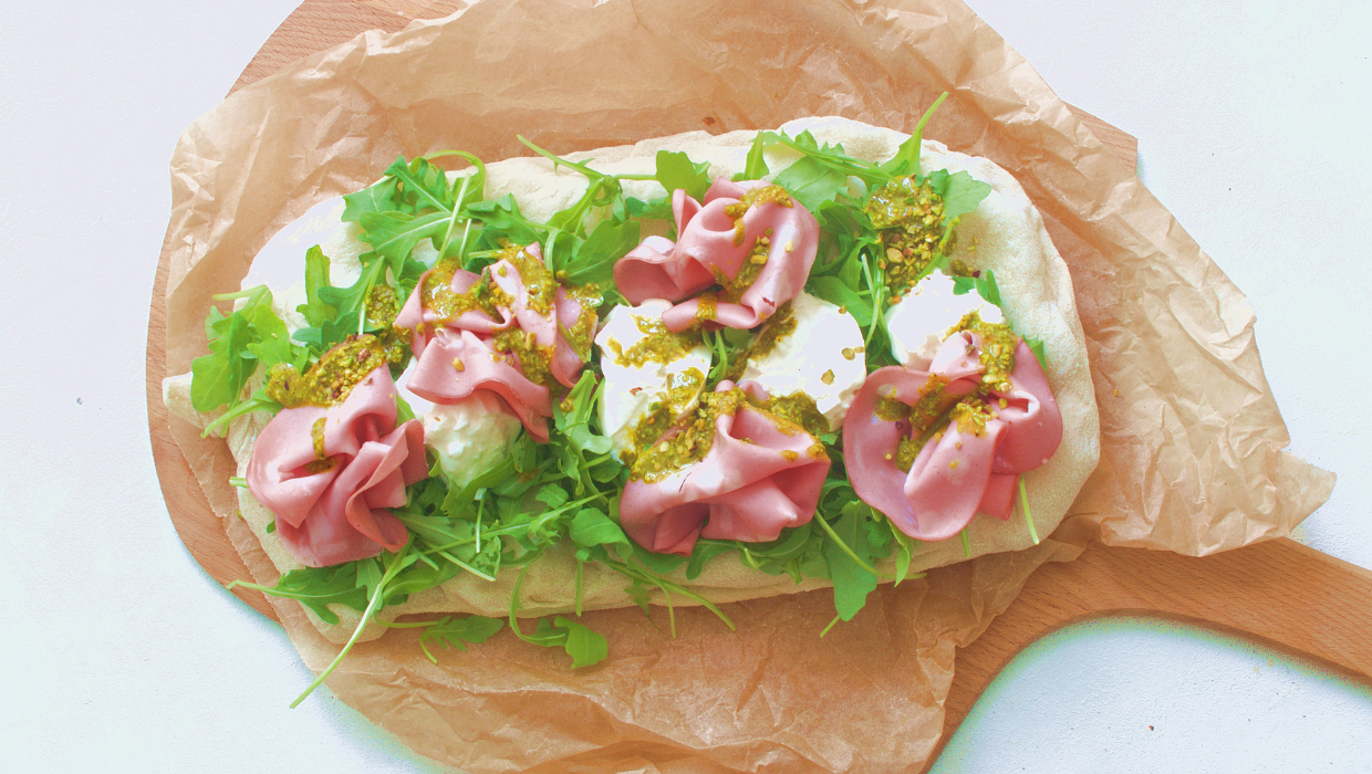 pinsa z pesto