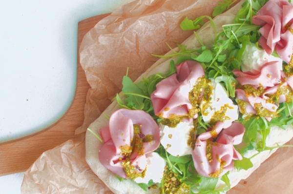 pinsa burrata i pesto